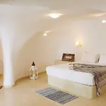 Nyaraló Santocaves Akrotírion