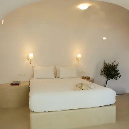 Holiday home Santocaves